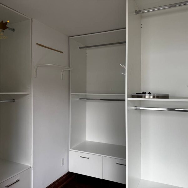 closet remodeling by Shahkar renovation company